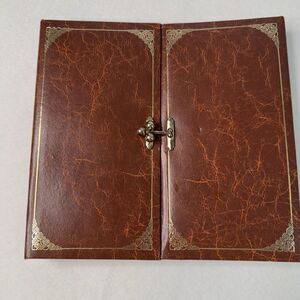 faux Leather GOLD EMBOSSED FOLD OUT PICTURE ALBUM Clear sleeves Brass LATCH